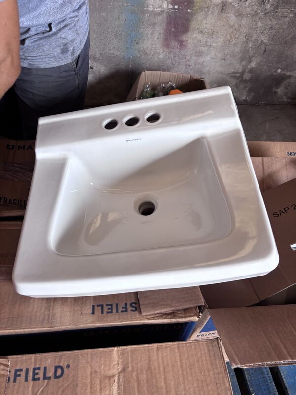 Porcelain bathroom sink